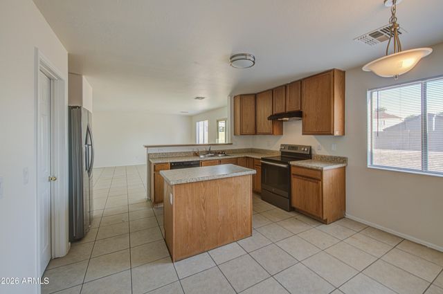 11217 W BRITTLEWOOD Drive, Phoenix, AZ 85037