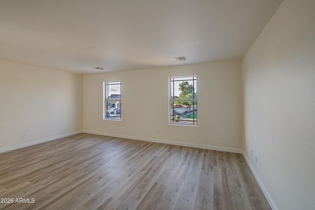 11217 W BRITTLEWOOD Drive, Phoenix, AZ 85037