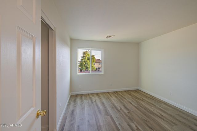 11217 W BRITTLEWOOD Drive, Phoenix, AZ 85037
