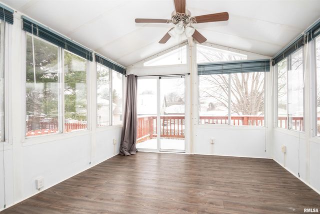 124 FREEDOM Trail, East Peoria, IL 61611