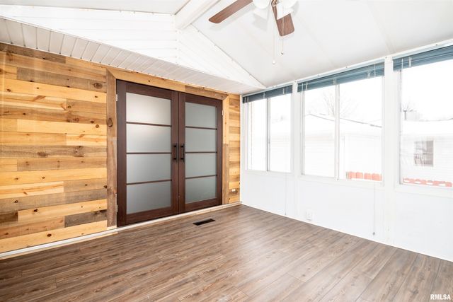 124 FREEDOM Trail, East Peoria, IL 61611