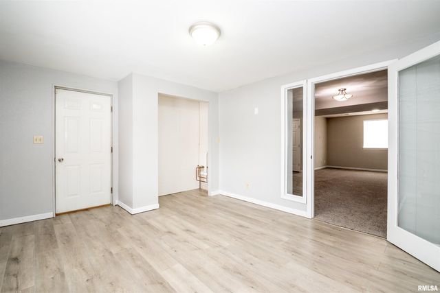 124 FREEDOM Trail, East Peoria, IL 61611