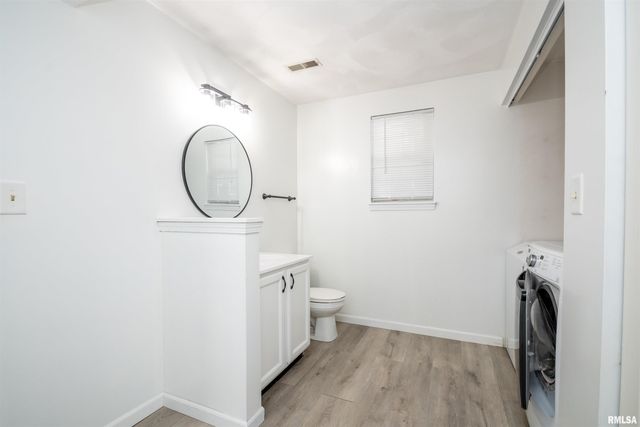 124 FREEDOM Trail, East Peoria, IL 61611