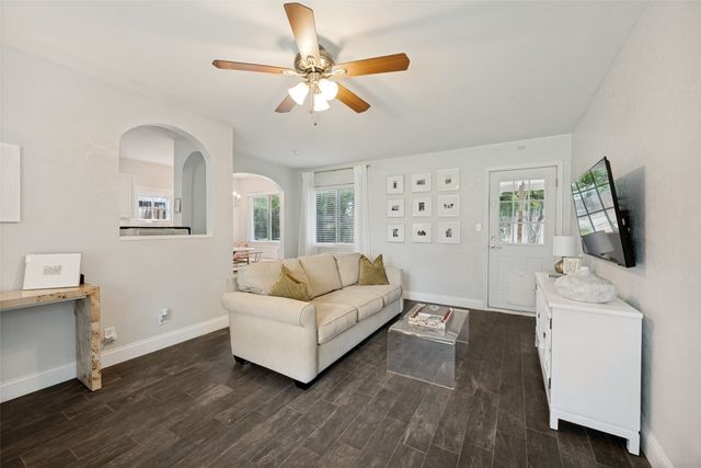 4504 Geddes Avenue, Fort Worth, TX 76107