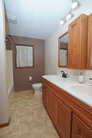 3114 Kilbourne Avenue, Eau Claire, WI 54703