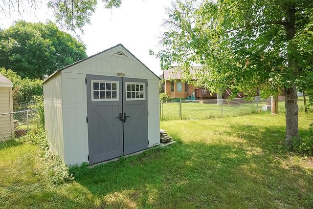 3114 Kilbourne Avenue, Eau Claire, WI 54703