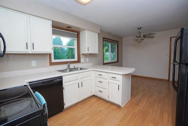 3114 Kilbourne Avenue, Eau Claire, WI 54703