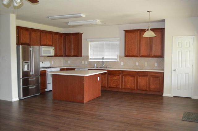 3475 Cedar Prairie Drive, League City, TX 77573