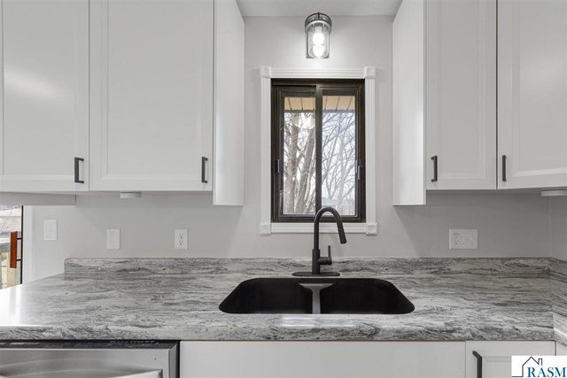 219 James Avenue, Mankato, MN 56001