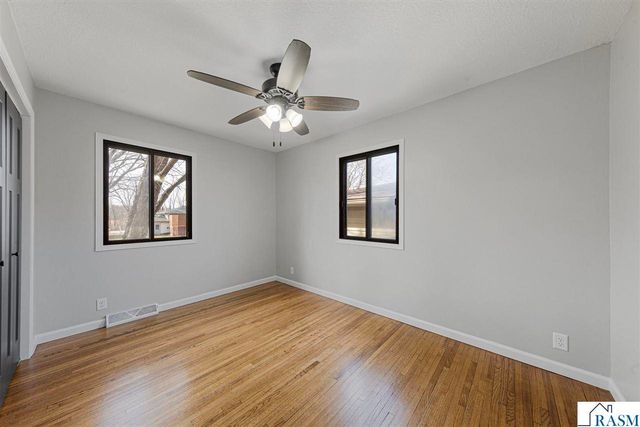 219 James Avenue, Mankato, MN 56001