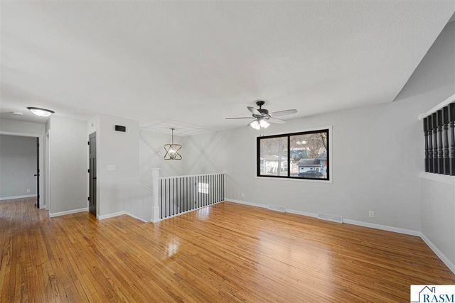 219 James Avenue, Mankato, MN 56001