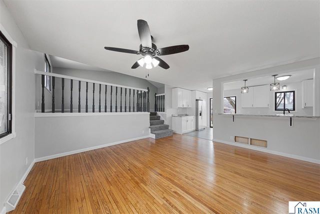 219 James Avenue, Mankato, MN 56001