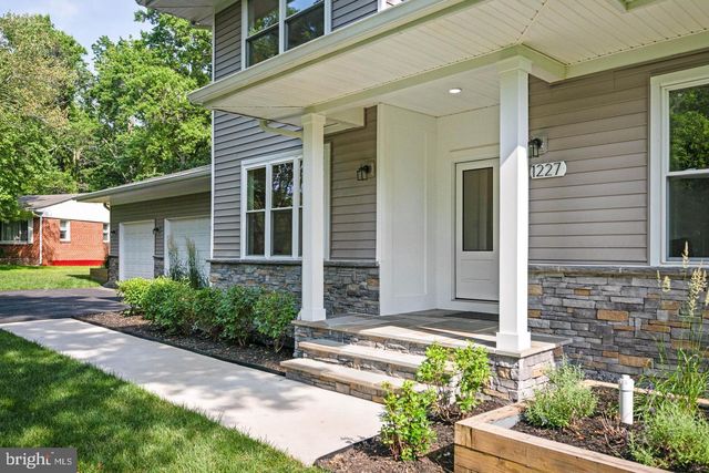 1227 CROSS RD, Annapolis, MD 21403