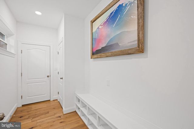 1227 CROSS RD, Annapolis, MD 21403