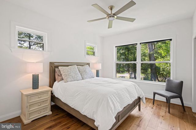 1227 CROSS RD, Annapolis, MD 21403