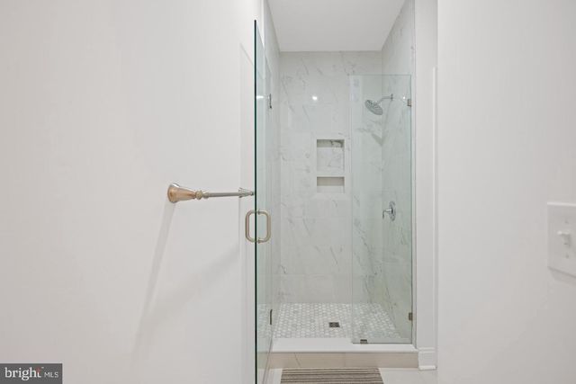 1227 CROSS RD, Annapolis, MD 21403