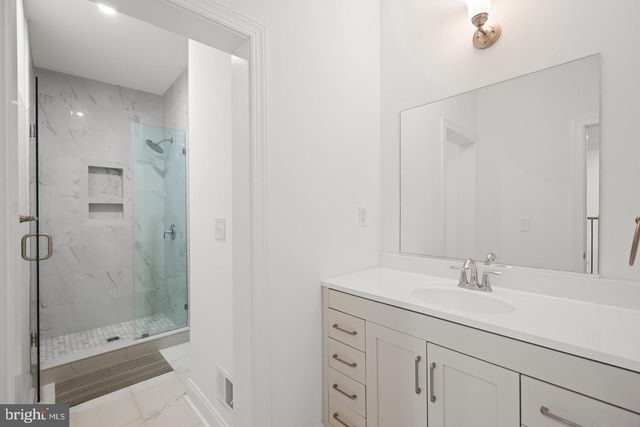 1227 CROSS RD, Annapolis, MD 21403