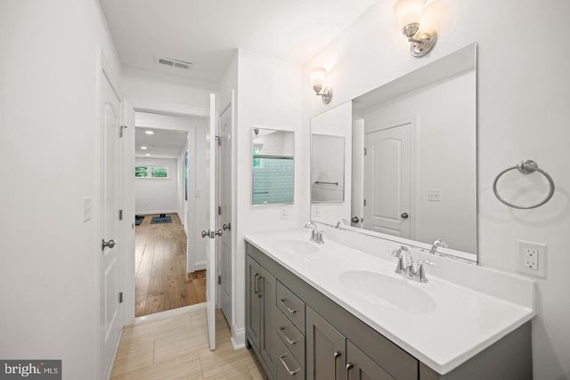 1227 CROSS RD, Annapolis, MD 21403