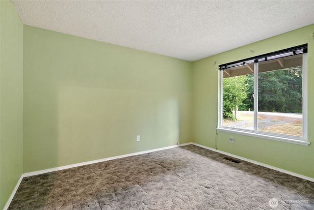 9565 Emerald Drive SE, Port Orchard, WA 98367