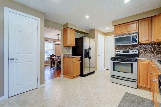 110 True Hickory Drive, Greece, NY 14615