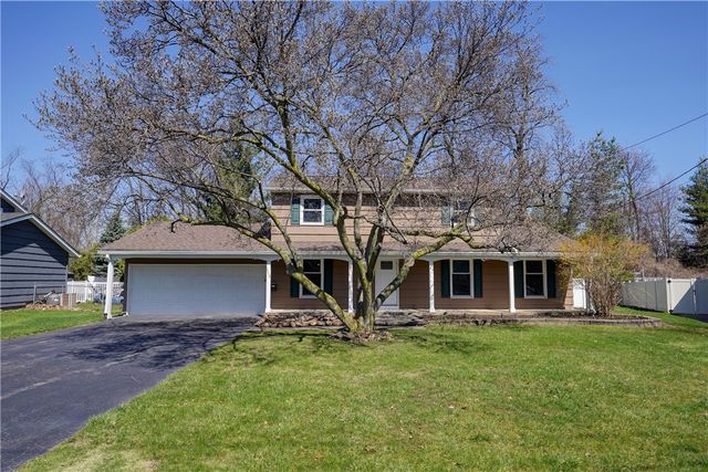 110 True Hickory Drive, Greece, NY 14615