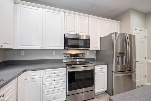 108 Marina RCH, Chesapeake, VA 23320