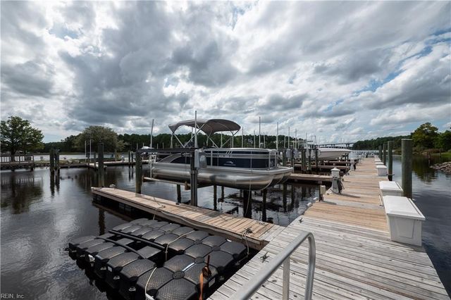 108 Marina RCH, Chesapeake, VA 23320