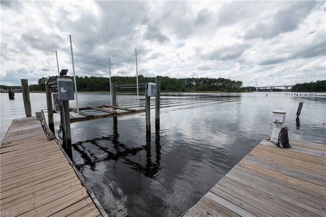 108 Marina RCH, Chesapeake, VA 23320