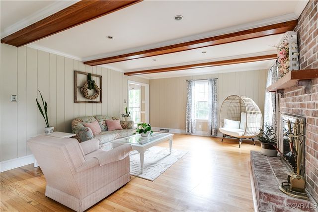 2133 Williamstowne Dr, North Chesterfield, VA 23235