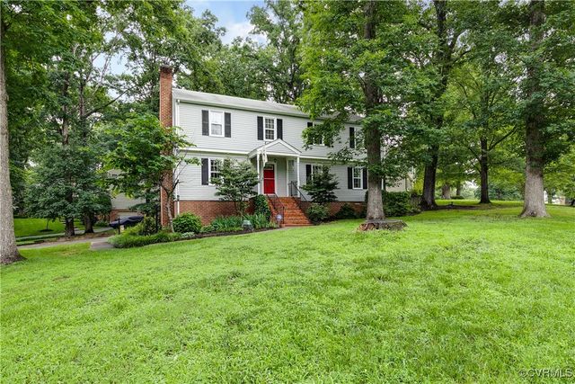 2133 Williamstowne Dr, North Chesterfield, VA 23235