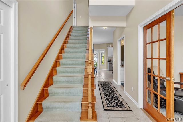 7374 Graydon Drive, Wheatfield, NY 14120