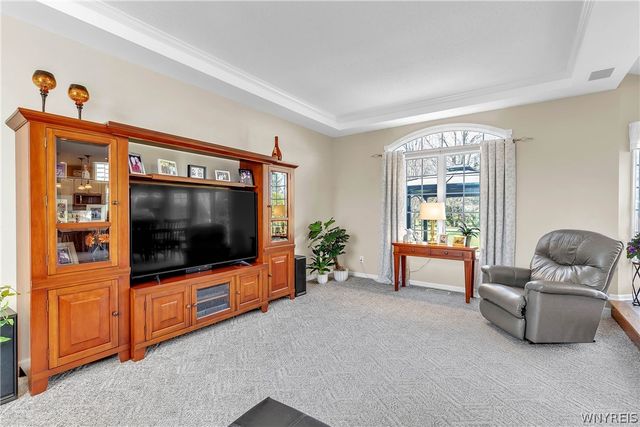 7374 Graydon Drive, Wheatfield, NY 14120