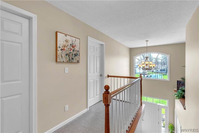 7374 Graydon Drive, Wheatfield, NY 14120