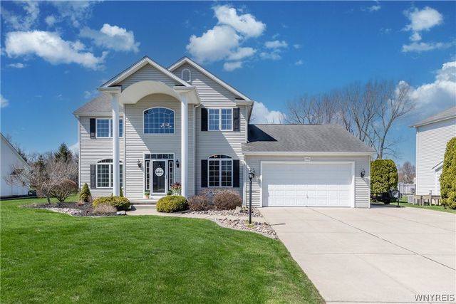 7374 Graydon Drive, Wheatfield, NY 14120