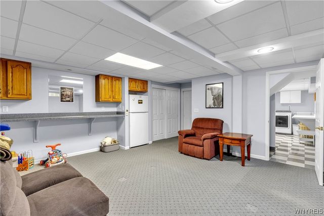 7374 Graydon Drive, Wheatfield, NY 14120