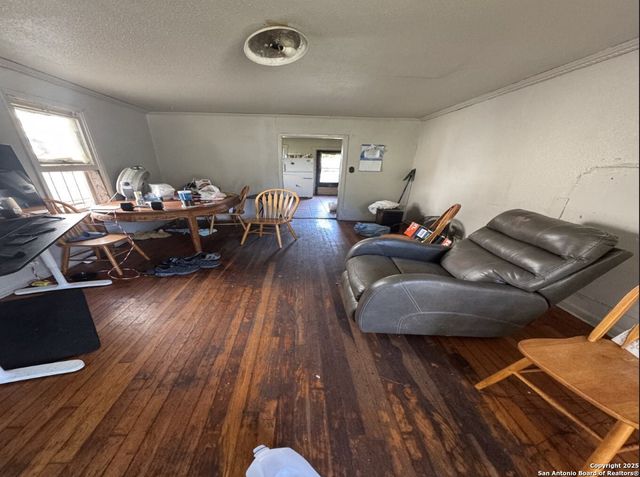 545 Cottonwood, San Antonio, TX 78225