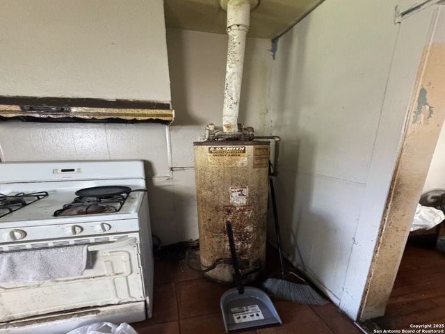 545 Cottonwood, San Antonio, TX 78225