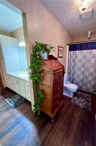 3359 Schneiders Crossing Road NW, Dover, OH 44622