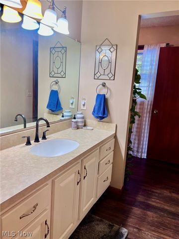 3359 Schneiders Crossing Road NW, Dover, OH 44622