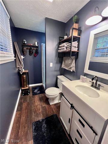 3359 Schneiders Crossing Road NW, Dover, OH 44622