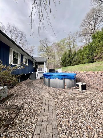 3359 Schneiders Crossing Road NW, Dover, OH 44622