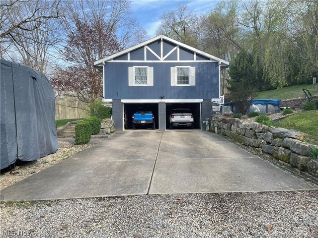 3359 Schneiders Crossing Road NW, Dover, OH 44622