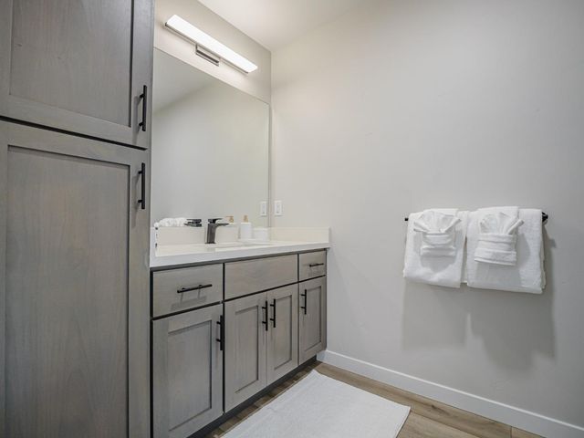 111 Aptos Village Way 2, Aptos, CA 95003