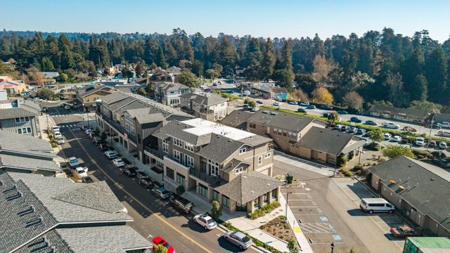 111 Aptos Village Way 2, Aptos, CA 95003