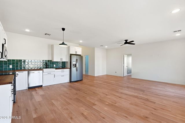 1289 S OAK Road, Maricopa, AZ 85139