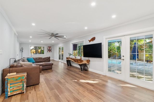 9545 135TH STREET, Seminole, FL 33776