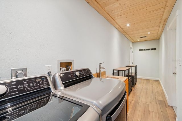 9545 135TH STREET, Seminole, FL 33776