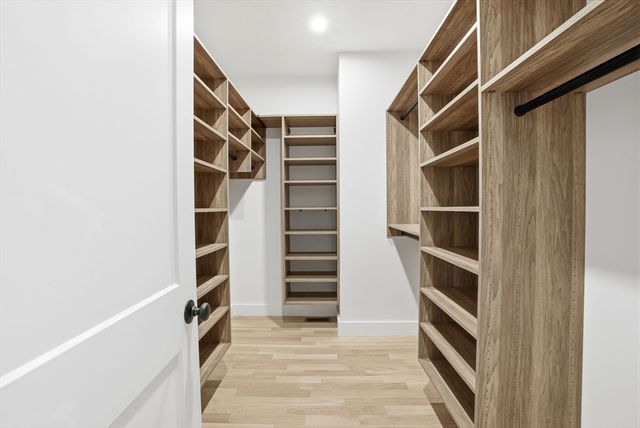 4 Fieldstone Farm Way, Duxbury, MA 02332