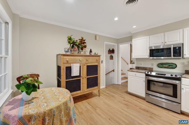 2680 MERIWETHER DR, Charlottesville, VA 22901