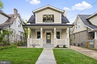 2715 17TH ST NE, Washington, DC 20018